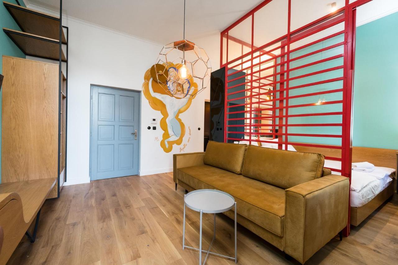 Goldfinger 3-Bed Unique Apartment In The Heart Of Podgorze Cracóvia Exterior foto